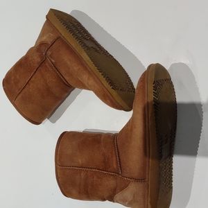 Beautiful ankle boots 🌼🍀⭐